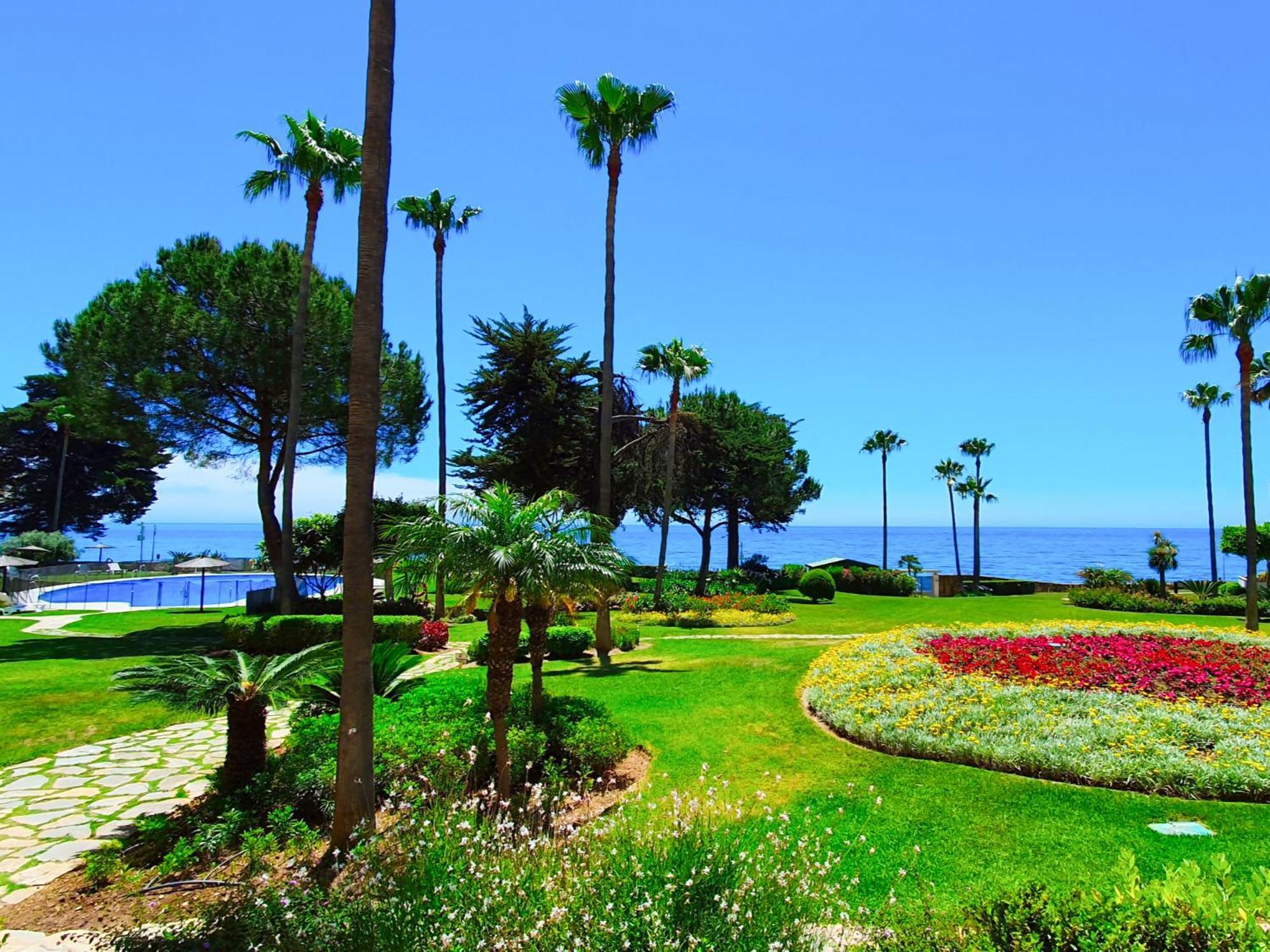 Luxury Frontline Residence - EHHouse Estepona Extérieur photo
