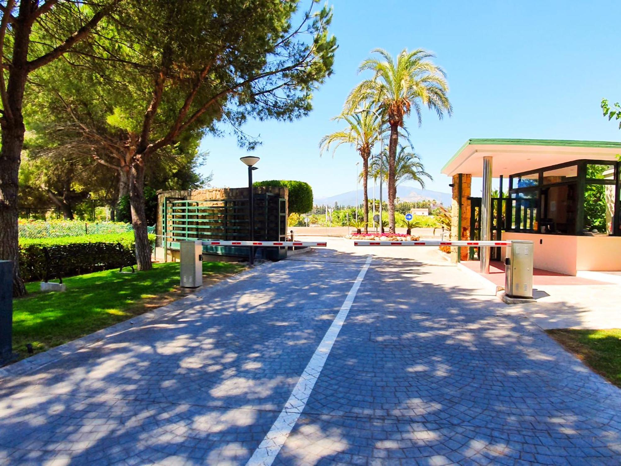 Luxury Frontline Residence - EHHouse Estepona Extérieur photo